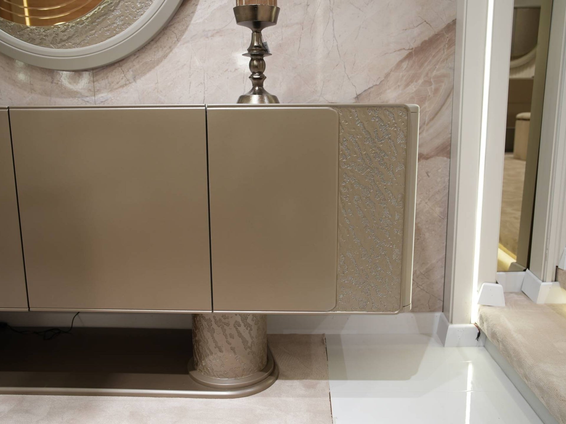 Aspendos Konsol & Aynası