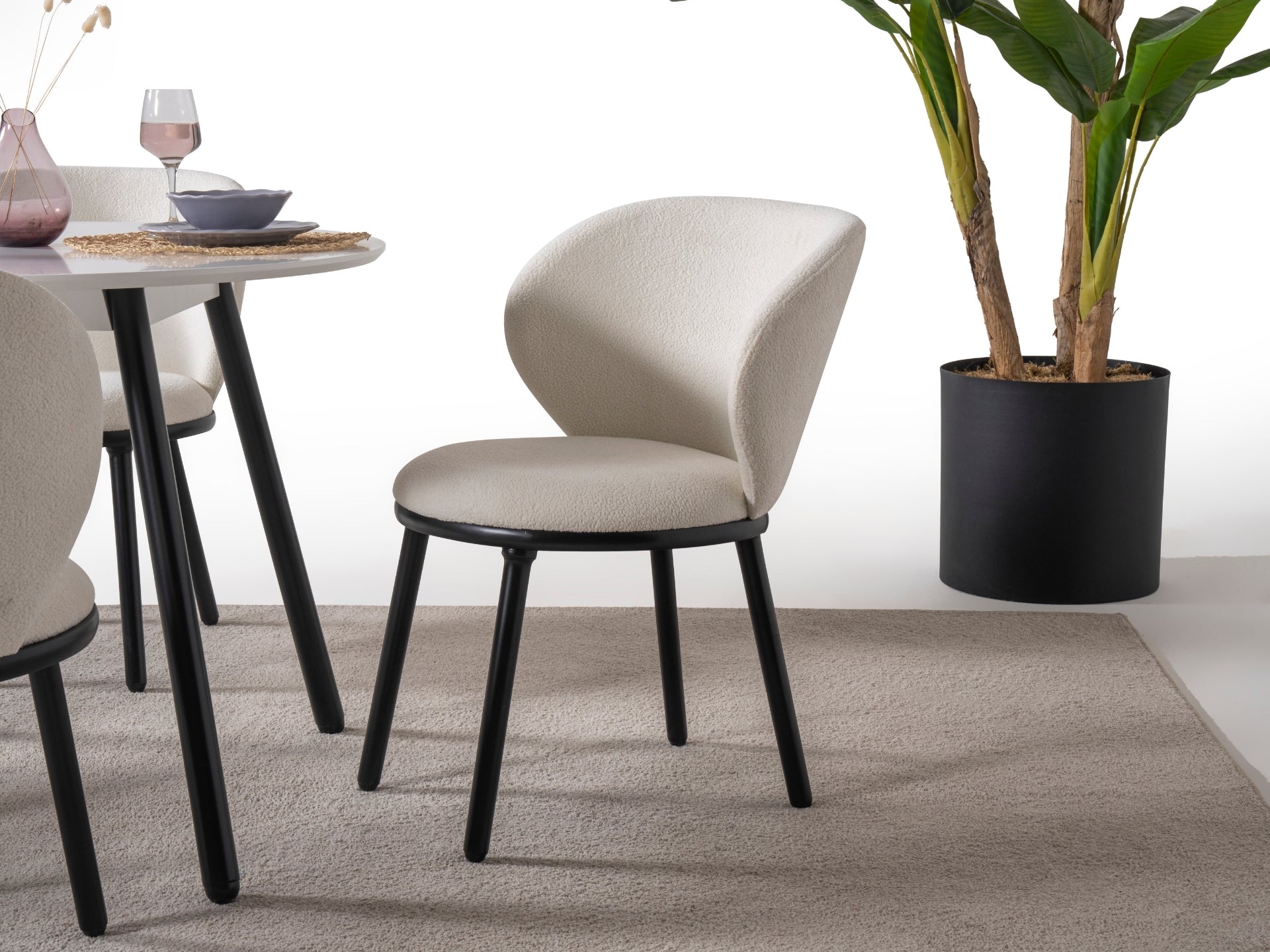 Dominik Masa Sandalye Seti (Beyaz - Siyah)