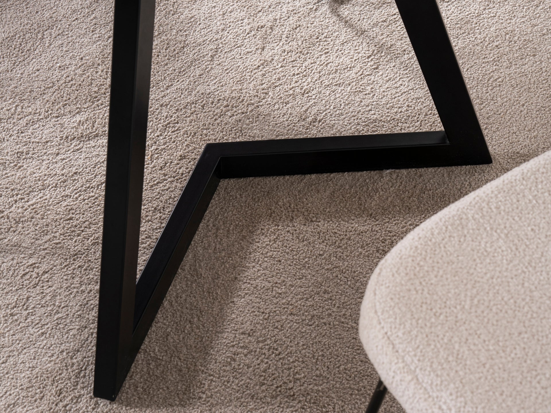 Gloria Masa Sandalye Seti (Siyah)