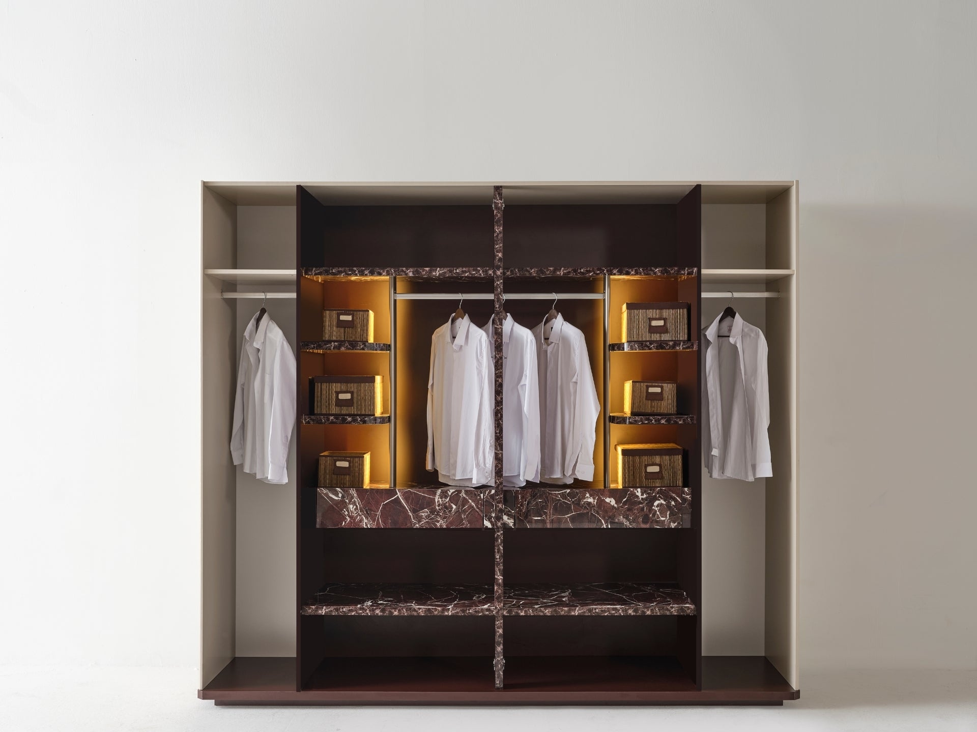 Leonora Yatak Odası