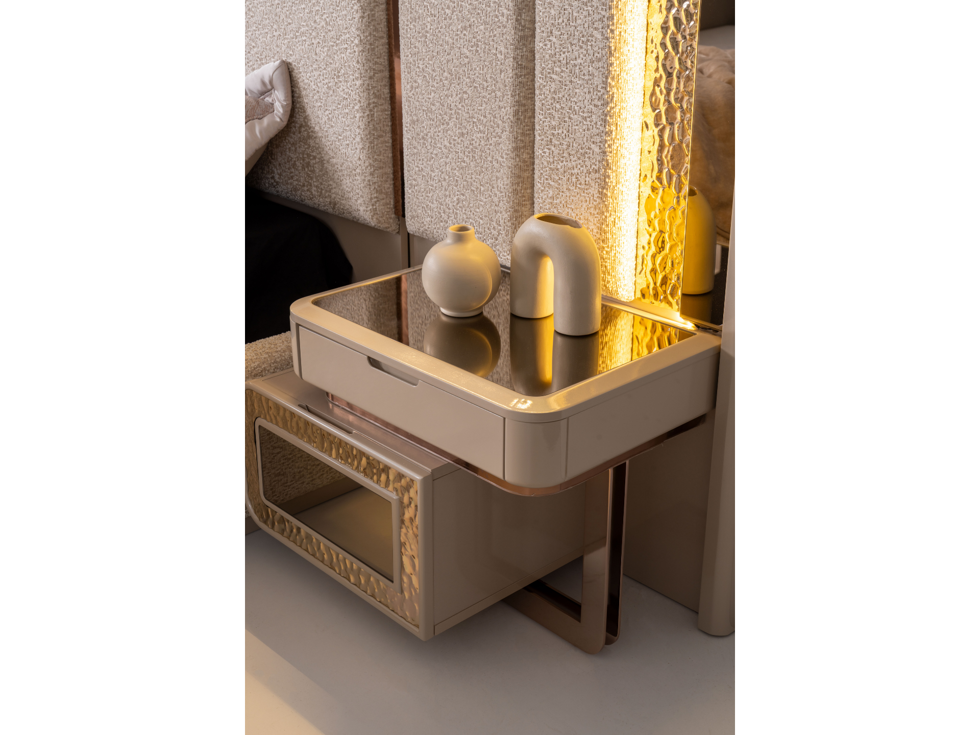 Tesla Lux Yatak Odası