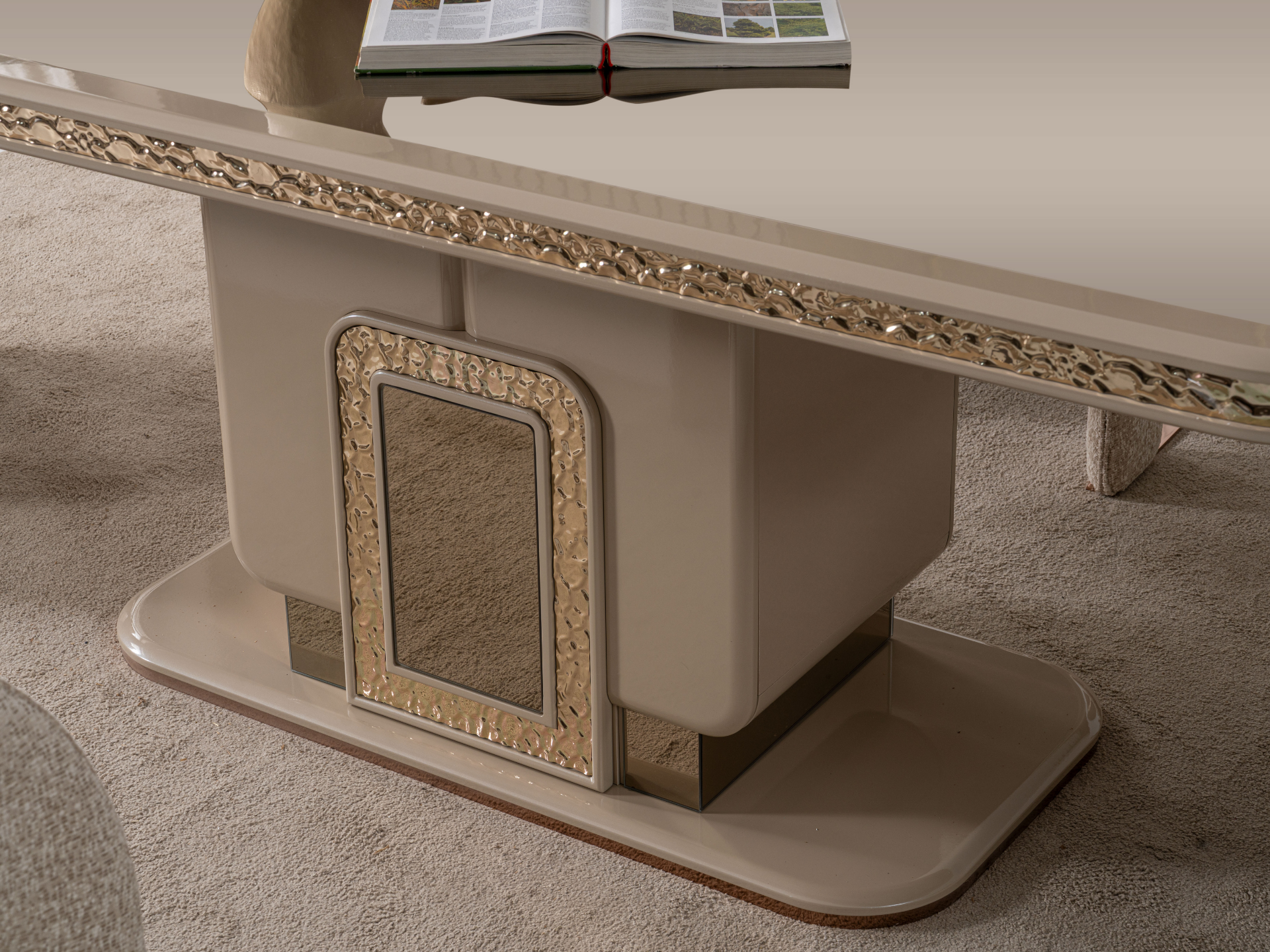 Tesla Lux Yemek Odası